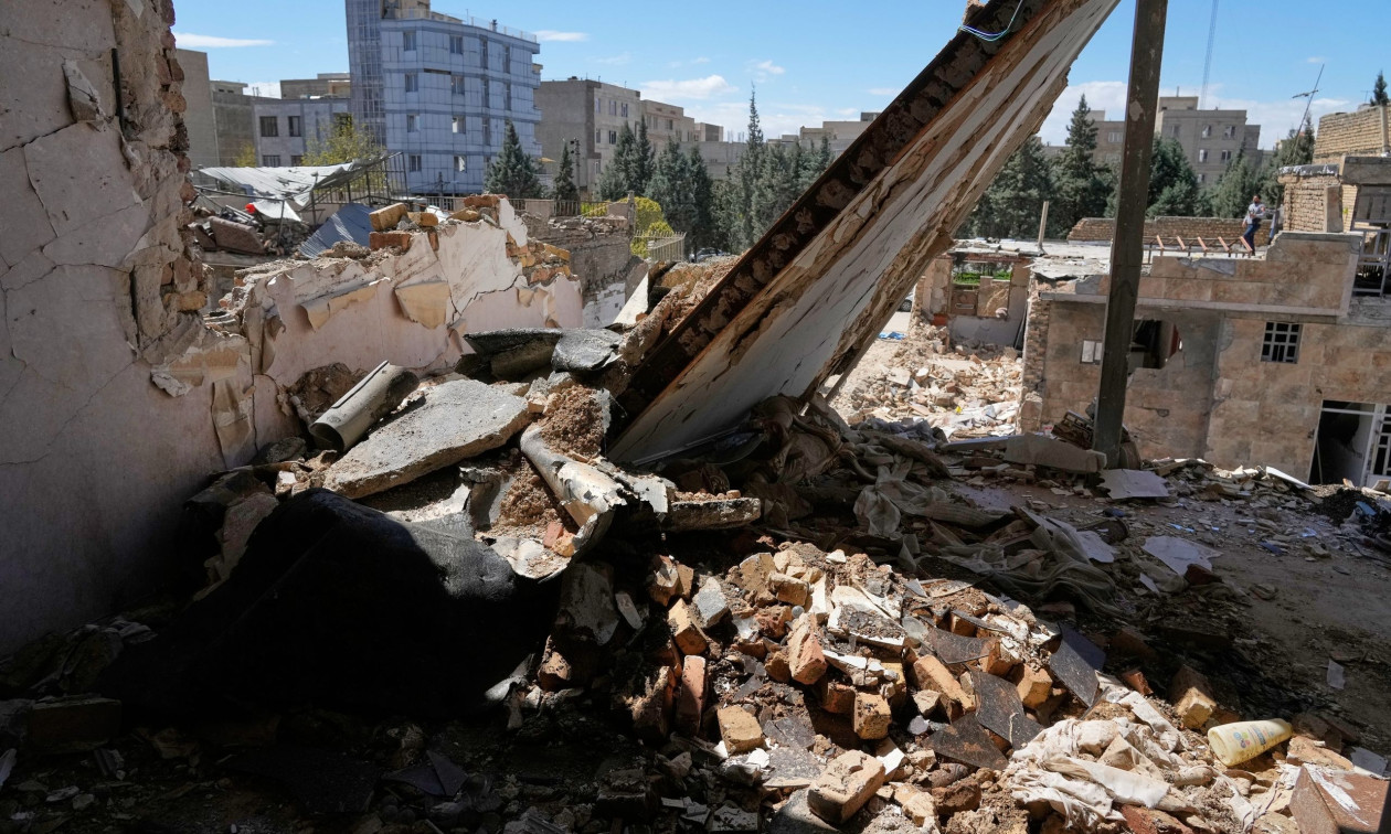 Πυραυλικά χτυπήματα, τελεσίγραφα και μπαράζ επιθέσεων: Έχουμε τρεις νεκρούς Δυστυχώς δεν...