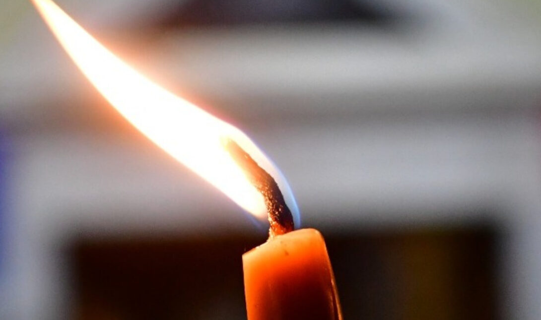 ΕΚΤΑΚΤΟ ΜΕ ΤΟ ΑΓΙΟ ΦΩΣ 3 ΜΕΡΕΣ ΠΡΙΝ ΤΗΝ ΑΝΑΣΤΑΣΗ