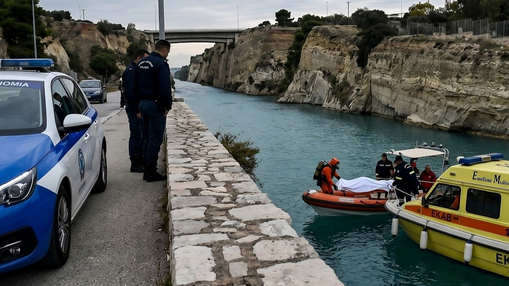 Κόρη πασίγνωστου γιατρού της Αθήνας η 17χρονη που βρέθηκε νεκρή στον Ισθμό – Το σημείωμα-θρίλερ και το τελευταίο στίγμα του κινητού!