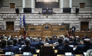 Χαμός στη Νέα Δημοκρατία: Παραίτηση «βόμβα» και αντικατάσταση κορυφαίου βουλευτή – Ραγδαίες πολιτικές εξελίξεις