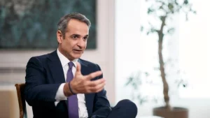 Έκτακτη δήλωση Μητσοτάκη, ραγδαίες πολιτικές εξελίξεις