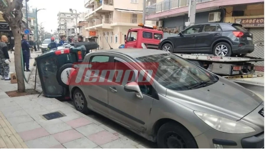 Σοκαριστικό τροχαίο ΤΩΡΑ σε κεντρικό δρόμο – Τετραμελής οικογένεια εγκλωβίστηκε σε τζιπ μετά από σύγκρουση