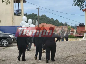 Βαρύ πένθος στα Μακρίσια: Αποχαιρέτησαν τον Κωνσταντίνο που σκοτώθηκε στο τροχαίο με το πατίνι
