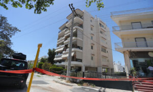 ΧΕΙΡΟΥΡΓΗΣΑΝ ΤΗΝ 17ΧΡΟΝΗ ΠΟΥ ΕΠΕΣΕ ΣΤΗΝ ΗΛΙΟΥΠΟΛΗ: ΔΥΣΤΥΧΩΣ ΕΠΑΘΕ…