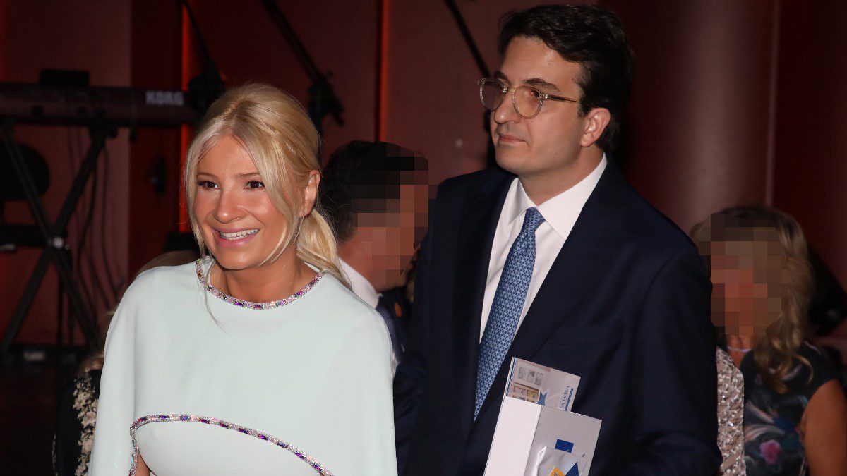 Μαθεύτηκε λίγο πριν το γάμο τους: Σε πελάγη ευτυχίας Σκορδά - Αθανασιάδη, έγιναν γνωστά τα χαρμόσυνα πριν λίγο