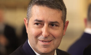 ΒΓΗΚΕ ΑΠΟ ΤΗ ΜΕΘ Ο ΜΥΛΩΝΑΚΗΣ: Η ΠΡΩΤΗ ΔΗΛΩΣΗ ΤΗΣ ΤΙΝΑΣ ΜΕΣΣΑΡΟΠΟΥΛΟΥ