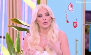 Καινούργιου: «Δεν ήθελα να το πούμε δημόσια αλλά θα το πω…» – Το περιστατικό στο μαιευτήριο με την κόρη της που δεν γνώριζε κανείς