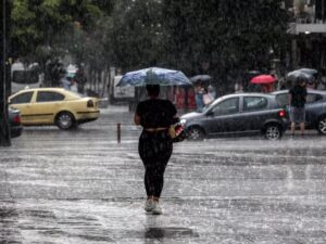 Έρχεται νέα ψυχρή εισβολή από τα Βαλκάνια – Από τους 34 ξανά σε… φθινόπωρο