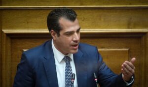 ΕΚΤΑΚΤΟ: ΜΟΛΙΣ ΜΑΘΕΥΤΗΚΕ ΓΙΑ ΚΩΝΣΤΑΝΤΙΝΟ ΠΛΕΥΡΗ