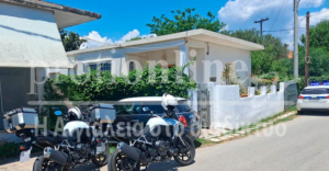 ΦΡΙΚΗ ΣΤΟ ΑΙΓΙΟ: ΔΕΝ ΦΑΝΤΑΖΕΣΤΕ ΠΟΙΟΣ ΕΙΝΑΙ Ο ΑΝΤΡΑΣ ΠΟΥ ΒΡΕΘΗΚΕ ΜΑΧΑΙΡΩΜΕΝΟΣ ΜΑΖΙ ΜΕ ΤΗ ΜΗΤΕΡΑ ΤΟΥ ΣΤΟ ΑΙΓΙΟ