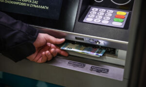ΣΥΝΤΑΞΕΙΣ ΙΟΥΛΙΟΥ 2026: ΑΥΤΕΣ ΕΙΝΑΙ ΟΙ ΟΡΙΣΤΙΚΕΣ ΗΜΕΡΟΜΗΝΙΕΣ ΠΛΗΡΩΜΗΣ – Η ΗΜΕΡΑ ΠΟΥ ΘΑ ΔΕΙΤΕ ΤΑ ΧΡΗΜΑΤΑ ΣΤΟΝ ΛΟΓΑΡΙΑΣΜΟ ΣΑΣ