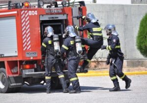Συναγερμός τώρα στην Αττική: Μεγάλη φωτιά απειλεί πασίγνωστο εμπορικό κέντρο