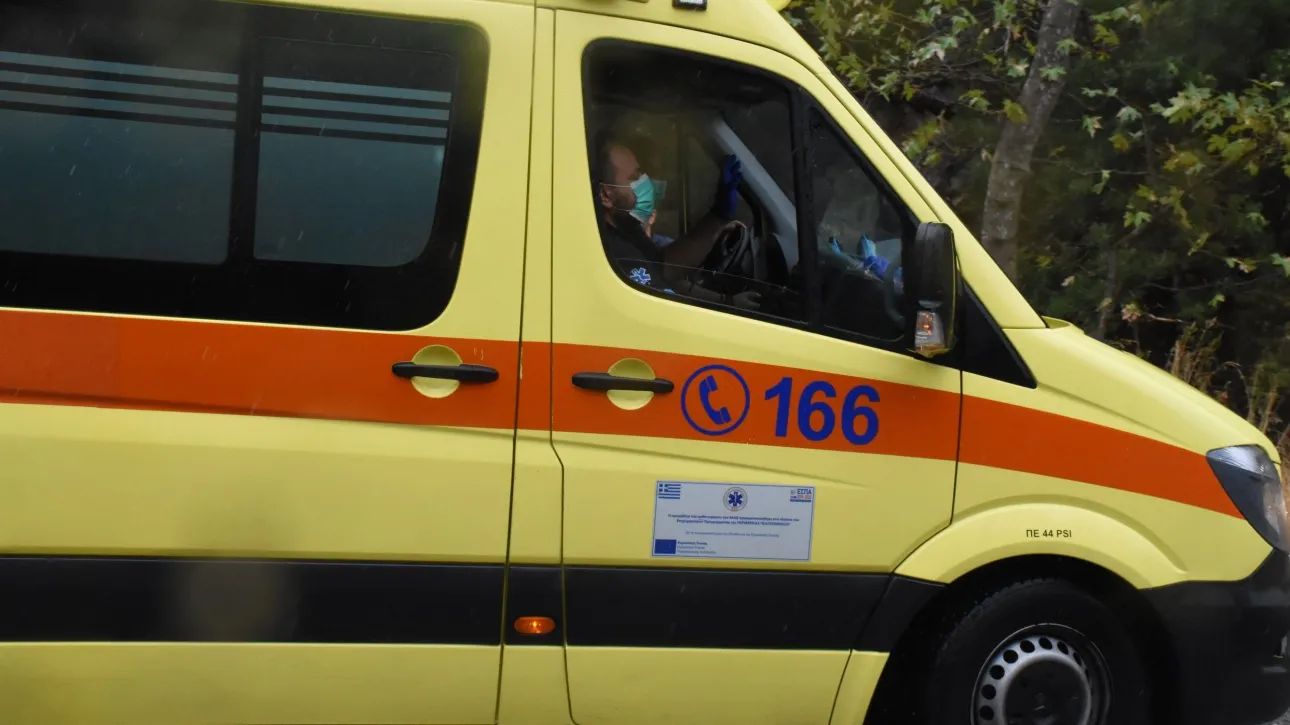 ΕΚΤΑΚΤΟ - Νεκρός 49χρονος σε παγκάκι στον παραλιακό δρόμο