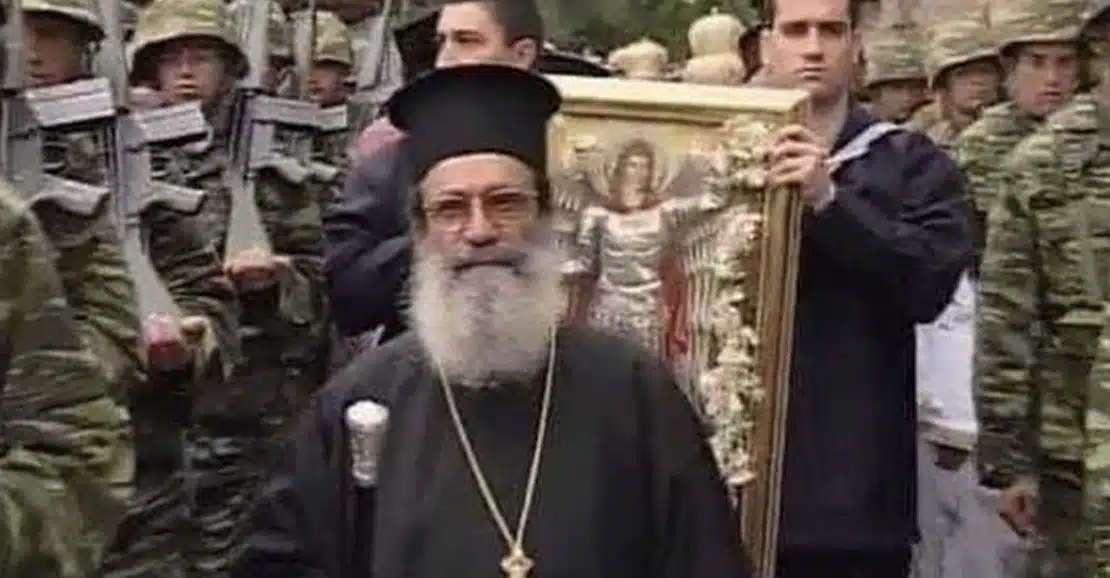 Θρήνος στην ελληνική εκκλησία: Πέθανε ο παπάς που αγαπούσε όλη η χώρα