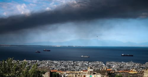 Τι ειναι το τοξικό νέφος που δημιουργήθηκε στη Θεσσαλονίκη μετά τις φωτιές