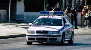 ΤΡΑΓΙΚΑ ΝΕΑ ΓΙΑ ΤΟΥΣ 2 ΑΣΤΥΝΟΜΙΚΟΥΣ ΠΟΥ ΠΥΡΟΒΟΛΗΣΑΝ ΤΟΝ ΡΩΣΟ ΠΟΥ ΤΟΥΣ ΕΜΒΟΛΙΣΕ ΣΤΟ ΑΡΓΟΣ – ΚΑΤΑΣΤΡΕΦΟΝΤΑΙ 2 ΟΙΚΟΓΕΝΕΙΕΣ