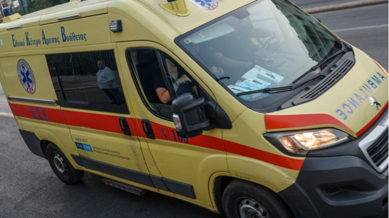 Βρέθηκε άνδρας απαγχονισμένος σε δέντρο έξω από την εκκλησία του Αγίου Μάρκου