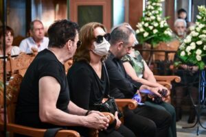 ΕΚΤΑΚΤΟ ΓΙΑ ΚΗΔΕΙΑ ΜΑΙΡΗΣ ΛΙΝΤΑ: ΜΟΛΙΣ ΜΑΘΕΥΤΗΚΕ ΓΙΑ ΤΗΝ ΚΟΡΗ ΤΗΣ