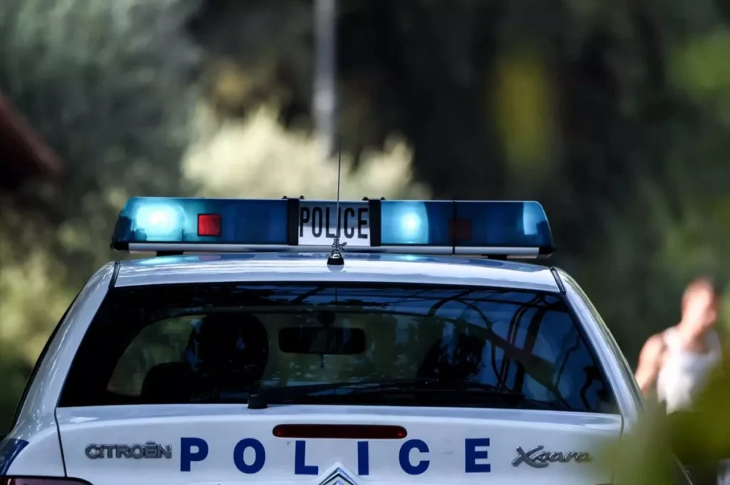 Θεσσαλονίκη: Κρατούσε δύο ανήλικα παιδιά σε “τρώγλη” με ακαθαρσίες ζώων – Σοκ όταν έμαθαν ποια είναι
