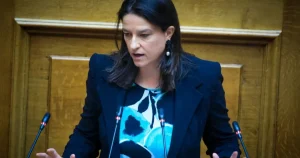 Τέλος, οριστικό: Μόλις το ανακοίνωσε η Κεραμέως για τις συντάξεις χηρείας