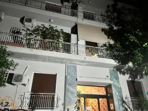 Τους έπιασαν την ώρα που δραπέτευαν: Aυτό είναι το διαμέρισμα που έκρυβαν το νεκρό βρέφος στην βαλίτσα – Ήταν κατεψυγμένο