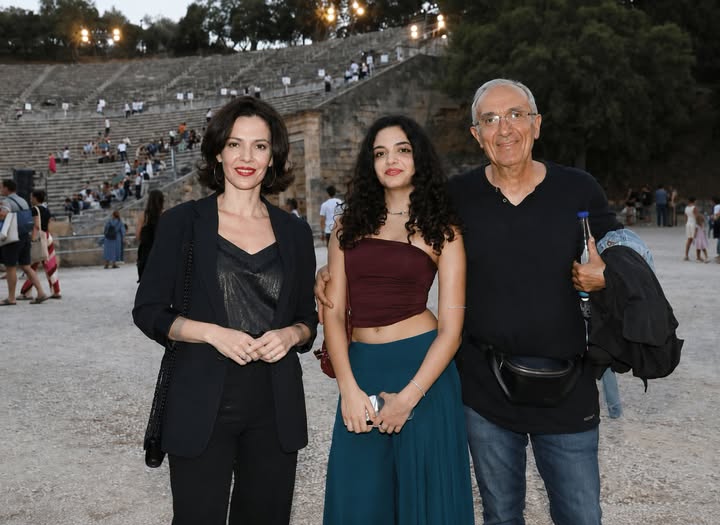 Μοντέλο η κόρη της Λαμπροπούλου: H μικρή καλλονή Έλλη που ακολουθεί τα βήματα της μητέρας της