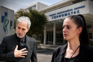 Σκηνές οδύνης στο Γεννηματά:  Κατέρρευσε η σύζυγος του Κόκοτα τη στιγμή του θανάτου του- “Θέλω να τον δω να…”