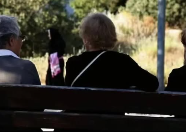 Πριν μια ώρα μαθεύτηκε και επίσημα: Καταπληκτικά νέα για όλους τους Έλληνες που είναι πάνω από 60 xpονών