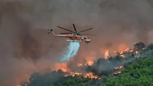 «ΚΟΚΚΙΝΟΣ» ΣΥΝΑΓΕΡΜΟΣ ΓΙΑ ΦΩΤΙΑ ΣΕ ΑΤΤΙΚΗ ΚΑΙ ΕΥΒΟΙΑ