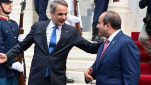 ΜΟΛΙΣ ΤΟ ΑΝΑΚΟΙΝΩΣΕ Ο ΜΗΤΣΟΤΑΚΗΣ ΓΙΑ ΤΙΣ ΦΩΤΙΕΣ ΣΤΗΝ ΕΛΛΑΔΑ