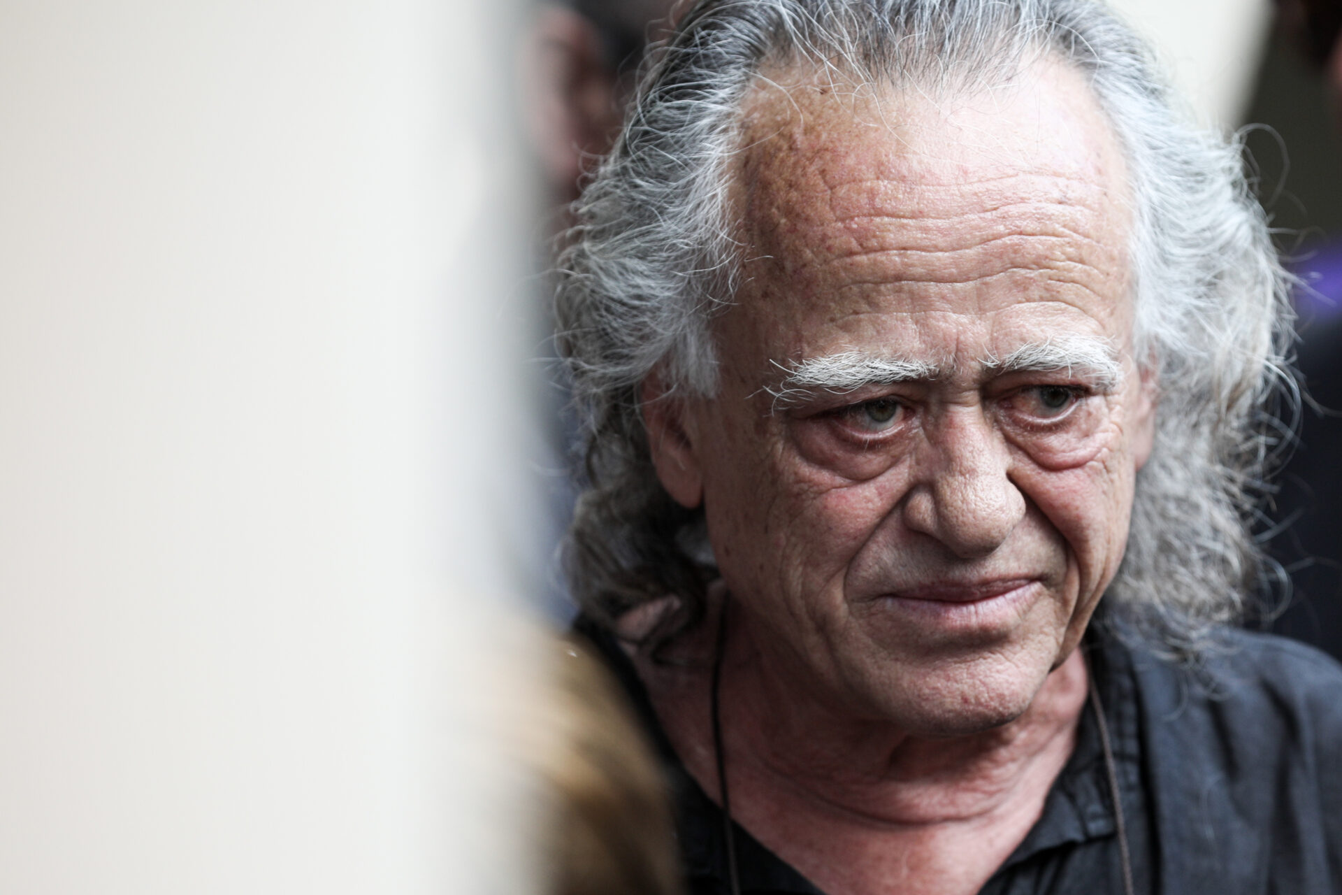 ΕΚΤΑΚΤΟ ΤΩΡΑ Έφυγε από τη ζωή ο αγαπημενος ηθοποιός Νίκος Καλογερόπουλος⤵