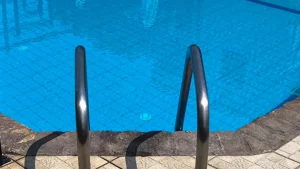Τραγωδία στην Πάρο: Μόλις μαθεύτηκε για το beach bar που πνίγηκε ο 4χρονος – Ο ρόλος του ιδιοκτήτη – «ναυαγοσώστη»