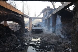 Φωτιά Σαλαμίνα: Τα ουρλιαχτά των ηλικιωμένων λίγο πριν καούν ζωντανοί – Συντετριμμένη η κόρη τους οταν είδε ότι