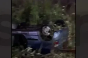 Θανατηφόρο τροχαίο με νεκρή γυναίκα – Έπεσε με το ΙΧ σε βαθύ ρέμα (ΒΙΝΤΕΟ)