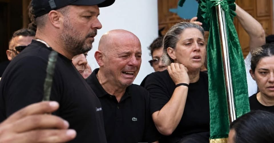 ΕΚΤΑΚΤΟ - ΕΠΙΤΕΘΗΚΑΝ ΣΤΙΣ ΑΔΕΡΦΕΣ ΤΟΥ ΜΑΖΩΝΑΚΗ ΣΤΟ ΝΕΚΡΟΤΑΦΕΙΟ - ΒΙΝΤΕΟ ΣΟΚ