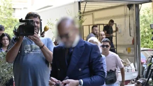 Θάνατος Γιώργου Μαζωνάκη: Ξεκίνησε απεργία πείνας ο 58χρονος γιατρός