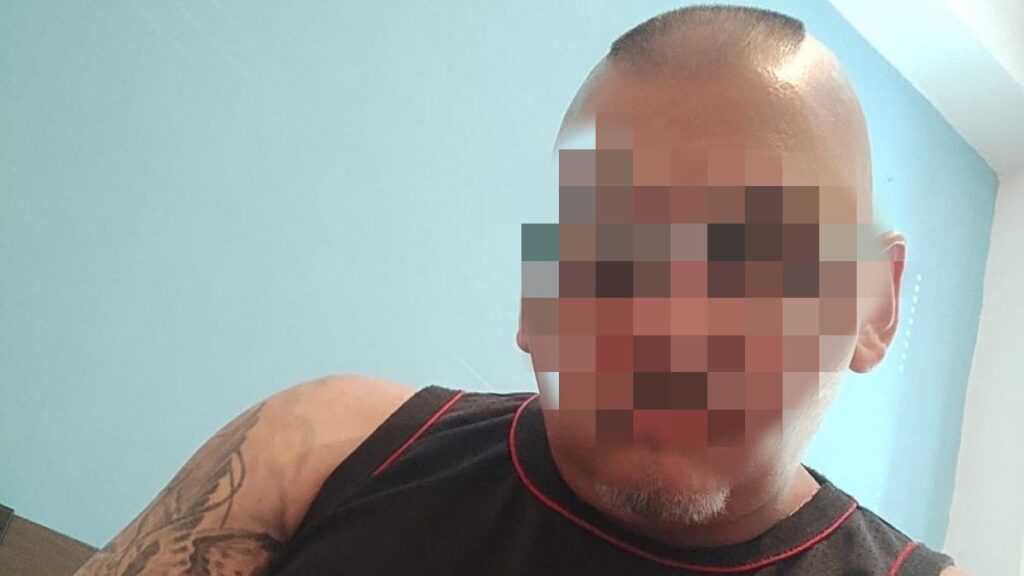 Νεκρό βρέφος στην Κυψέλη: Όταν ο 43χρονος πόζαρε με πασίγνωστο πρόσωπο της ελληνικής showbiz – Ποιος είναι