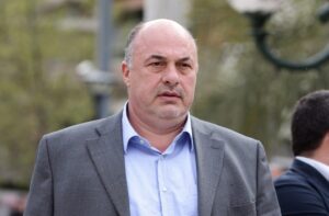 ΘΡΗΝΟΣ ΓΙΑ ΤΟΝ ΑΧΙΛΛΕΑ ΜΠΕΟ: “ΠΕΘΑΝΕ ΣΗΜΕΡΑ ΣΤΑ 65 ΑΠΟ” – ΕΧΕΙ ΓΕΜΙΣΕΙ ΤΟ ΔΙΑΔΙΚΤΥΟ ΜΕ ΑΝΑΡΤΗΣΕΙΣ