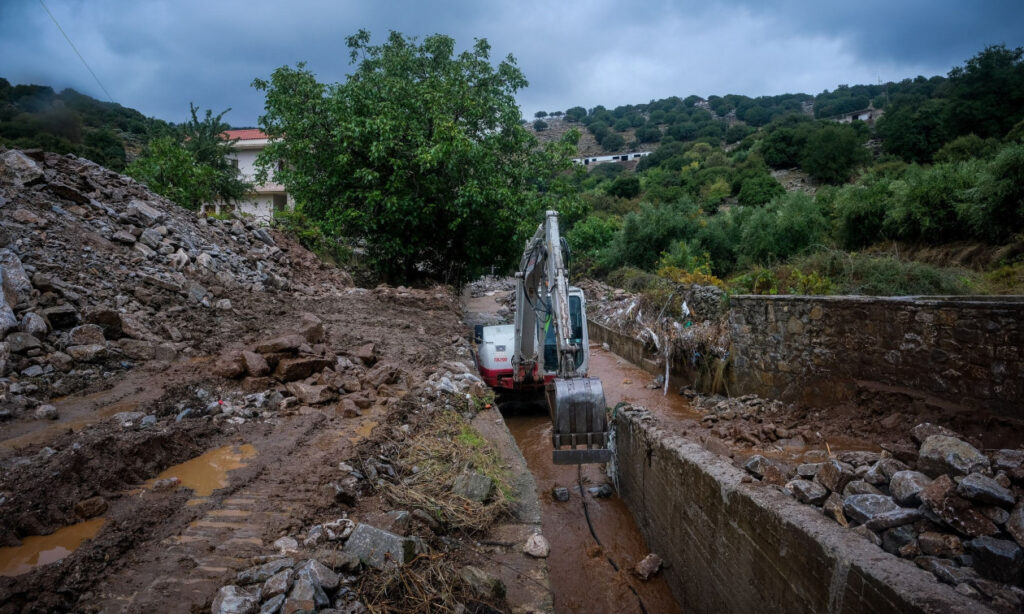 Συναγερμός τώρα: Ξεκίνησε η κακοκαιρία – Πλημμύρες και μεγάλες καταστροφές – Ήχησε το 112