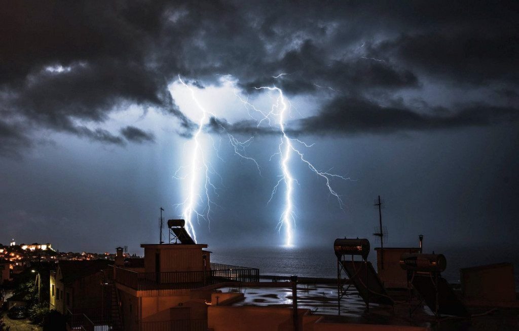 Συναγερμός από τους μετεωρολόγους για τον καιρό: Ετοιμαστείτε για «πολικές θερμοκρασίες» – Τι έρχεται αύριο