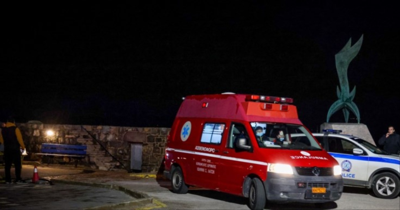 ΣΟΚ ΤΩΡΑ ΣΤΟ ΑΙΓΑΙΟ: ΤΑΧΥΠΛΟΟ ΣΥΓΚΡΟΥΣΤΗΚΕ ΜΕ ΣΚΑΦΟΣ ΤΟΥ ΛΙΜΕΝΙΚΟΥ – ΕΞΙ ΝΕΚΡΟΙ – ΓΕΜΙΣΕ ΠΤΩΜΑΤΑ Η ΘΑΛΑΣΣΑ